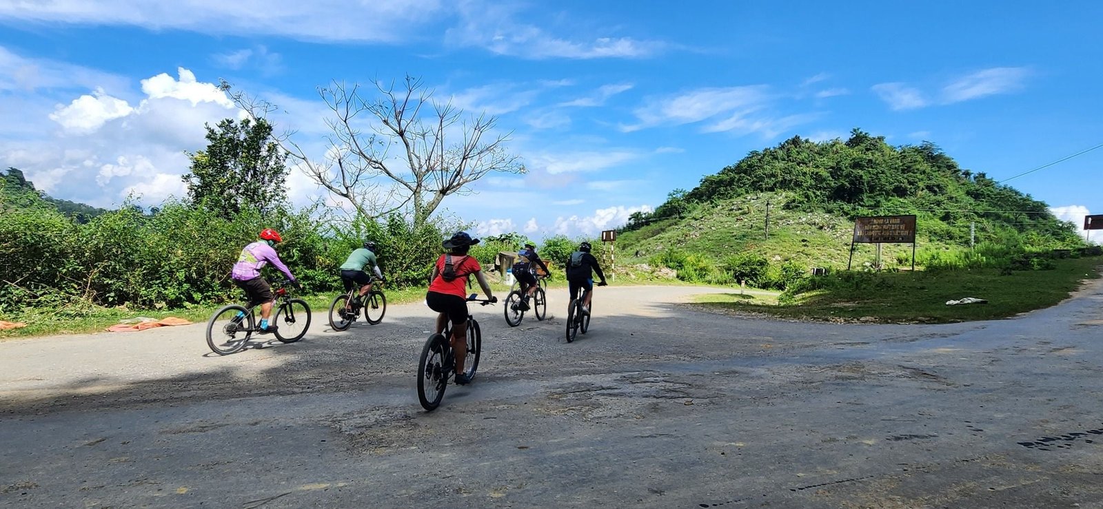 1778222147_hanoi-cycling-to-luang-prabang-via-ho-chi-minh-trails-19-days (8).jpg